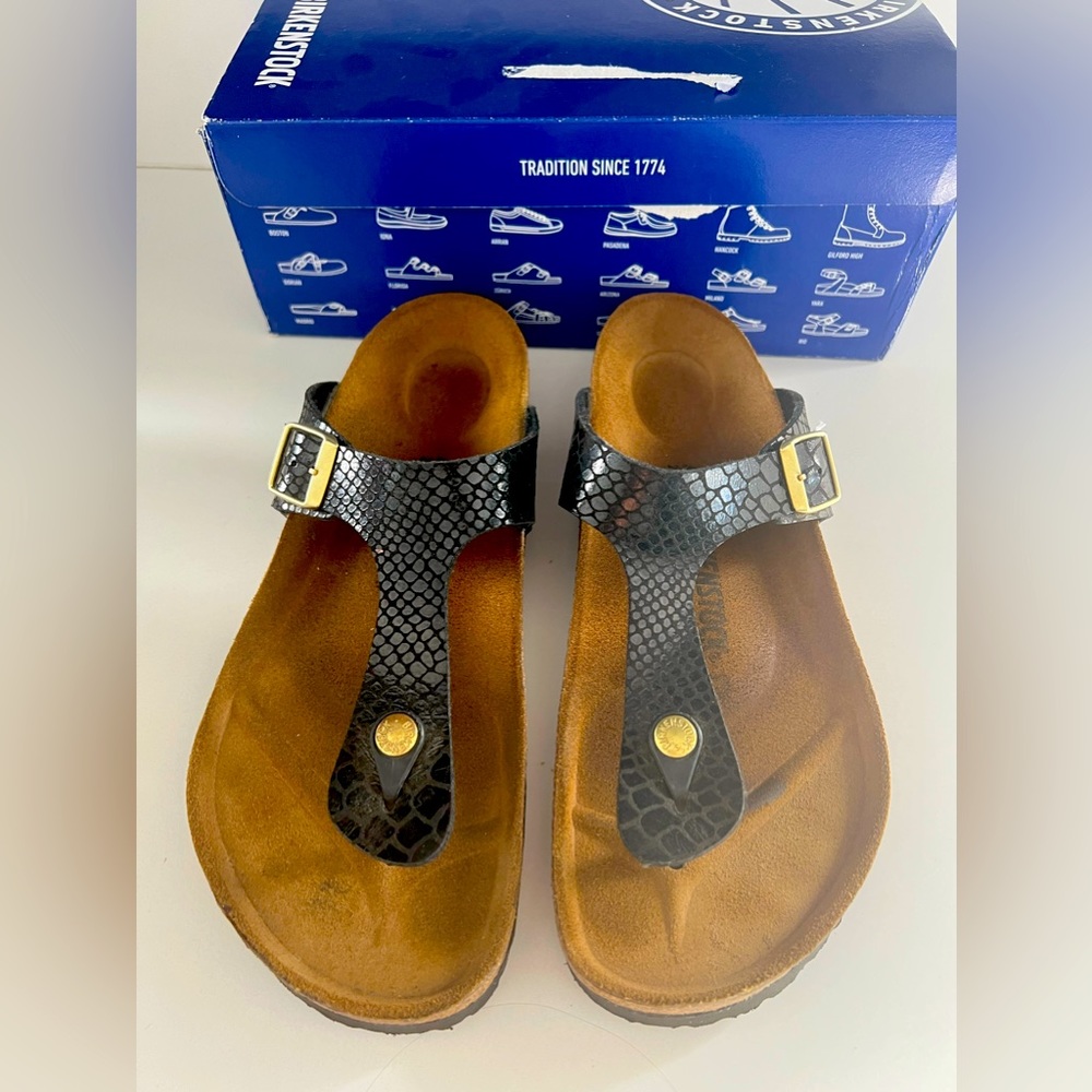 Birkenstock Gizeh Shiny black
